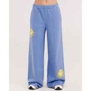 By Samii Ryan Blue Straight Leg Smiley Sweatpants Women's Size Small